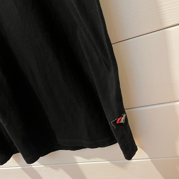 OÖM Eco-Conscious Black Graphic Tee – Size M - Picture 7 of 9